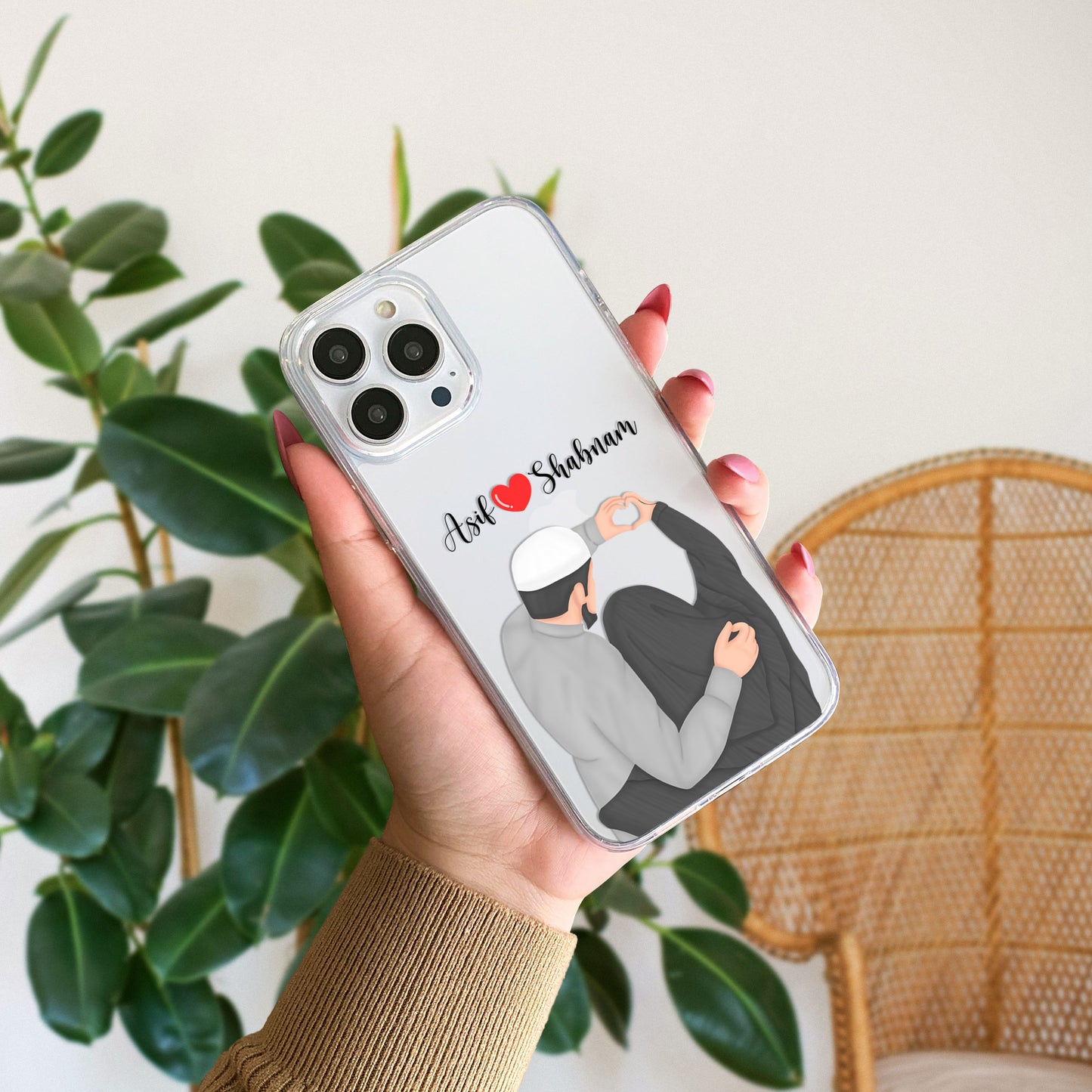 Cute Couple with Heart art in Name Case Design 18