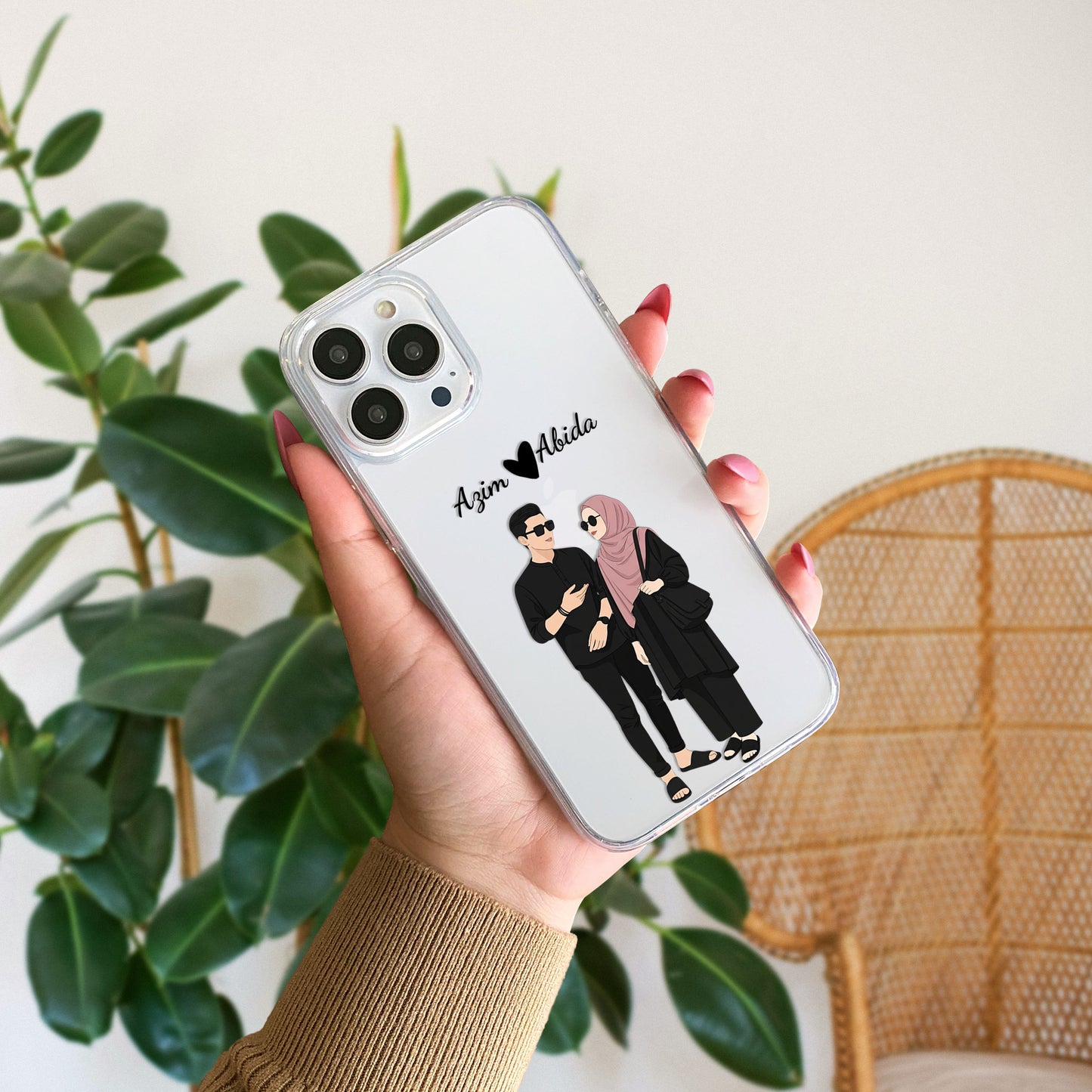 Cute Couple with Heart art in Name Case Design 25